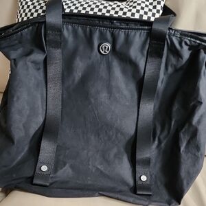 lululemon athletica Black Summer Tote Bag Preowned
